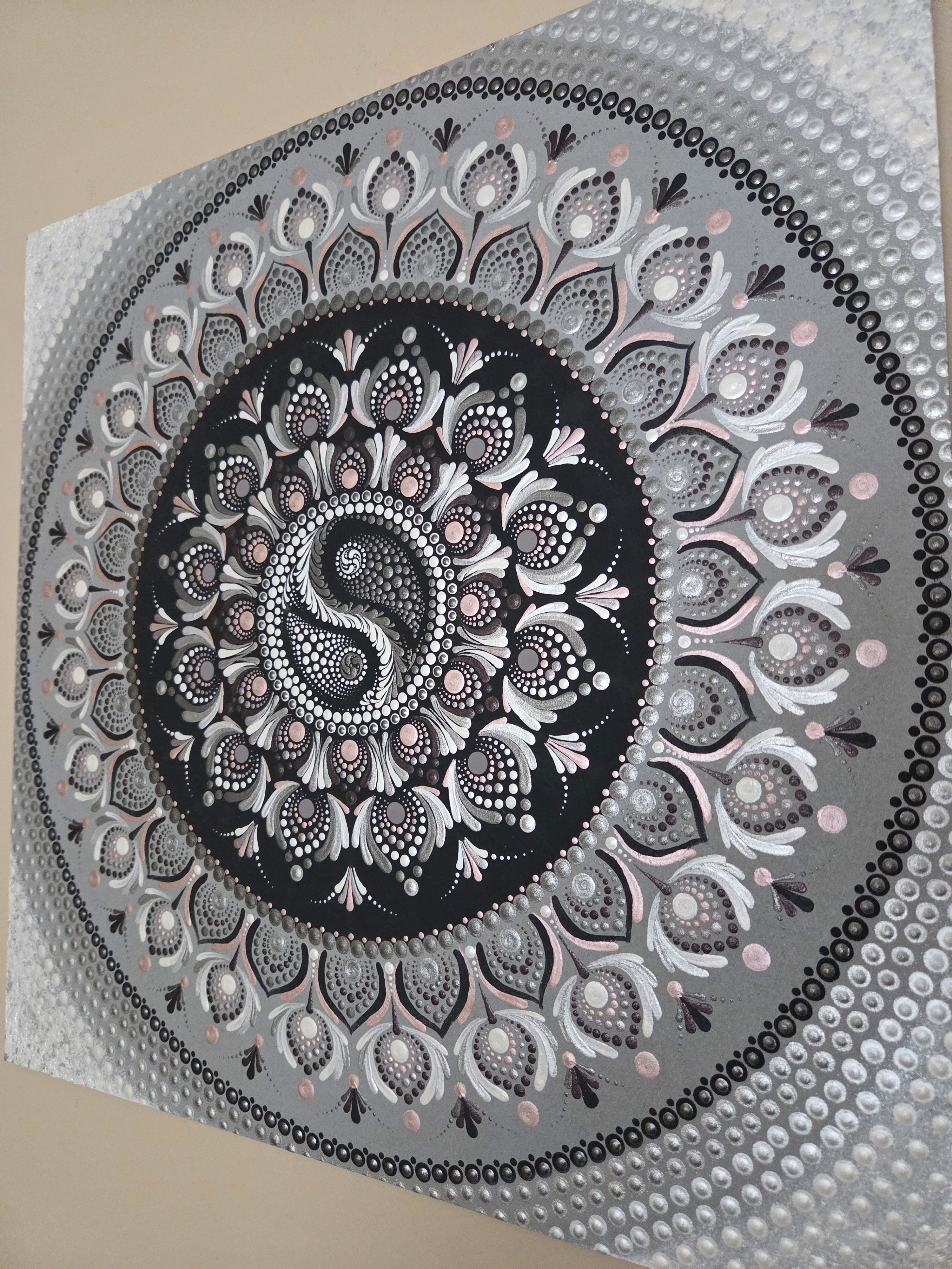 Jin-jang mandala - kézzel festett, pontozott mandala falikép