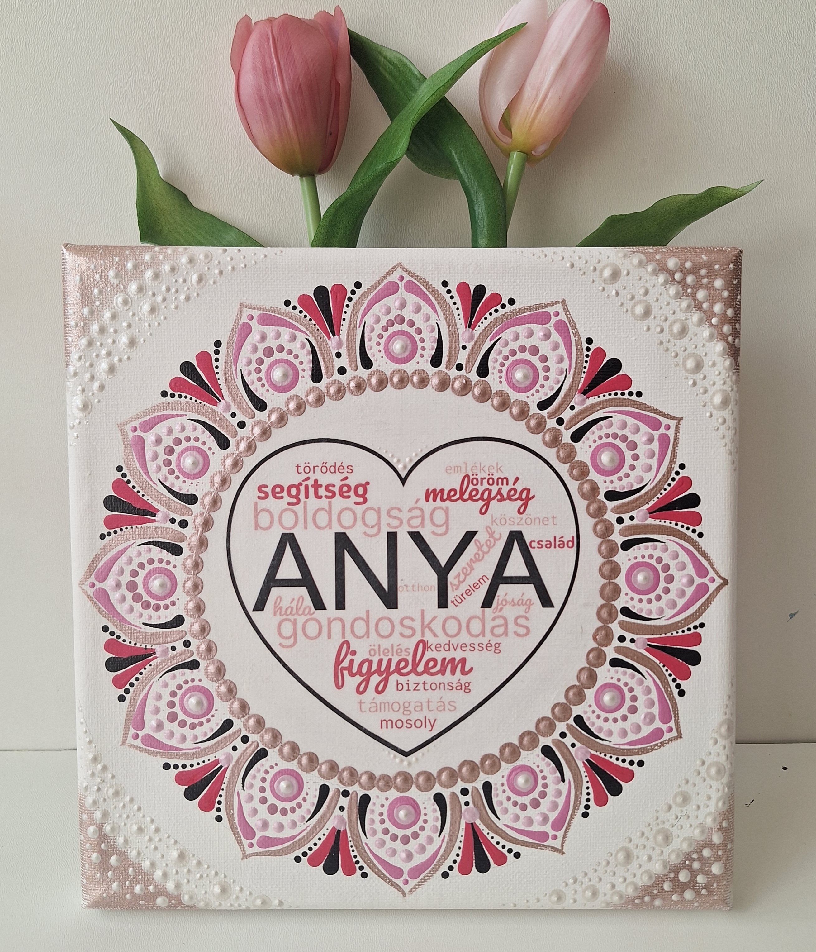 Anya - kézzel festett, szívhez szóló mandala ajándék